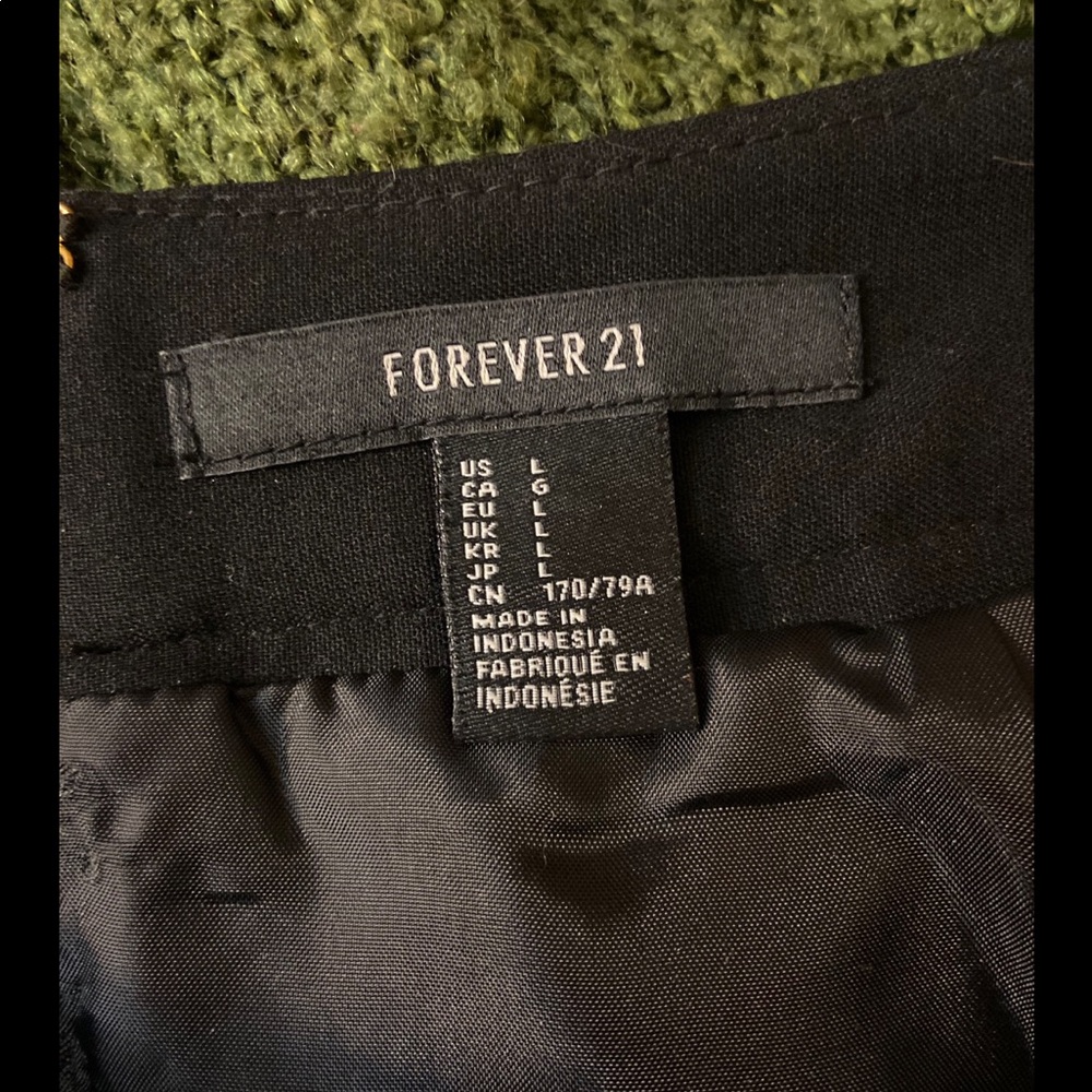 Flare Top Mini skirt- Forever 21- black- size L - Picture 5 of 7